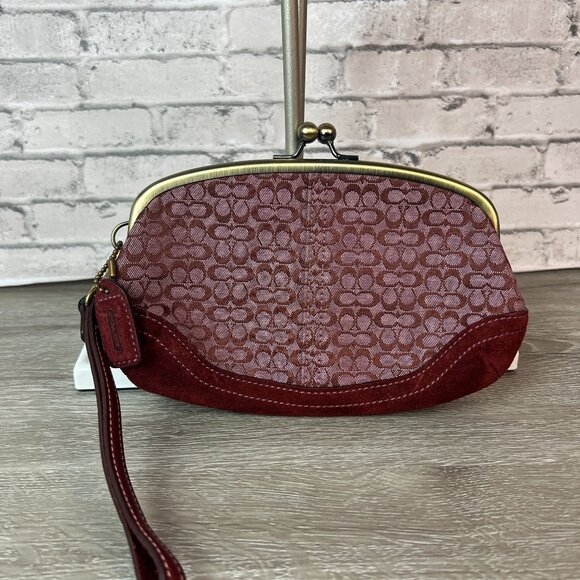 Coach signature kisslock coin clutch - Picture 1 of 5